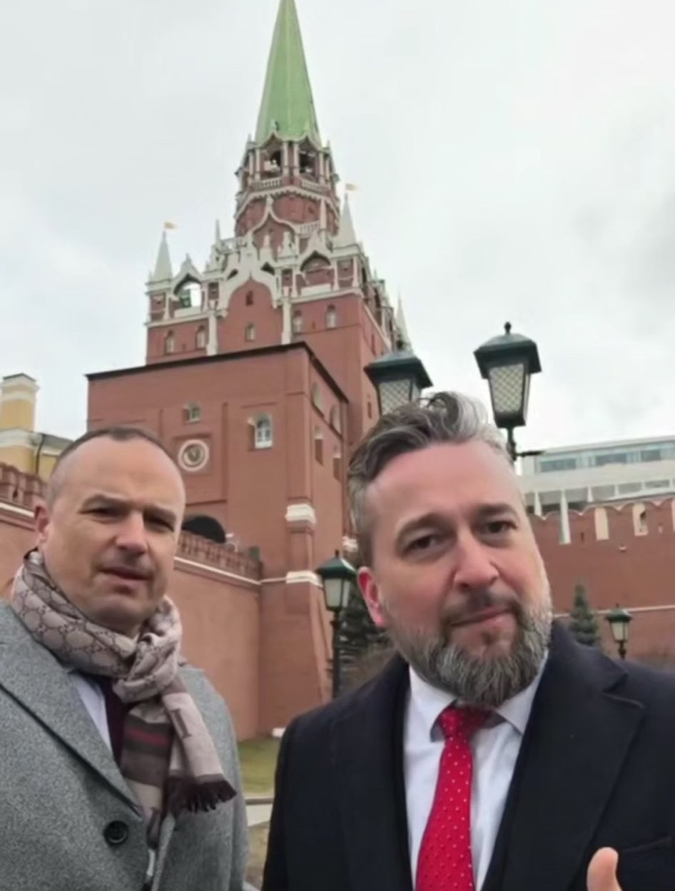 Линдтнер и Блага слева направо