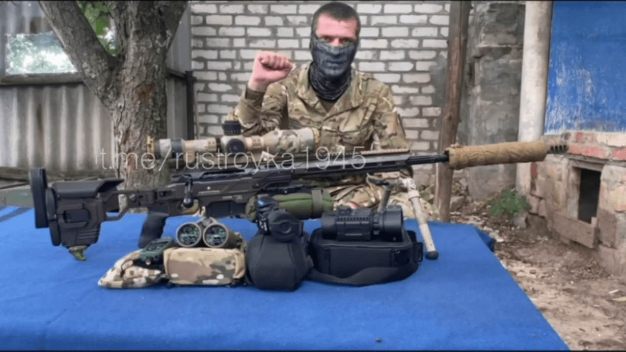 Боец ЧВК «Судоплатова» с винтовкой Cadex
