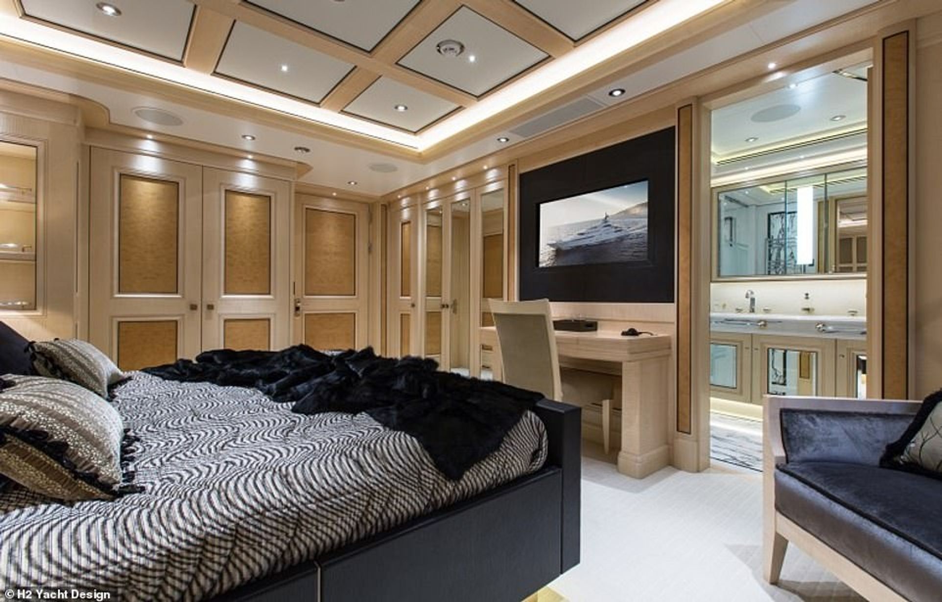 Image from gallery