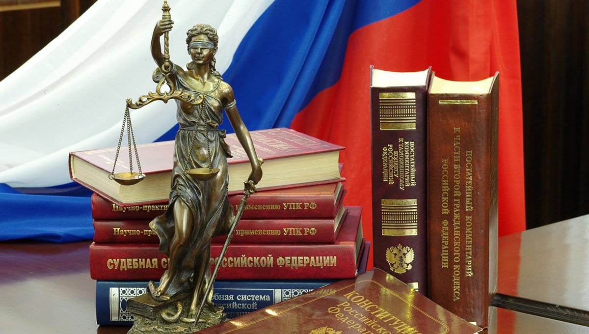 Убийства, каннибализм, миллиардные хищения. За что в России дают меньшие сроки, чем получил журналист Сафронов