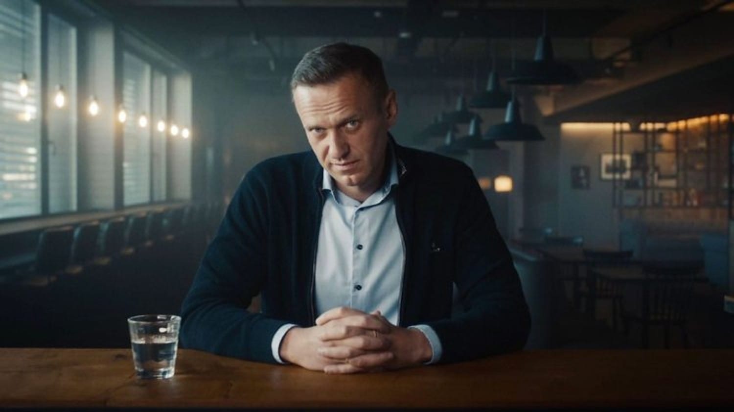 US media outlet with ties to RT uses AI-generated sources in article on Navalny's “fake poisoning”