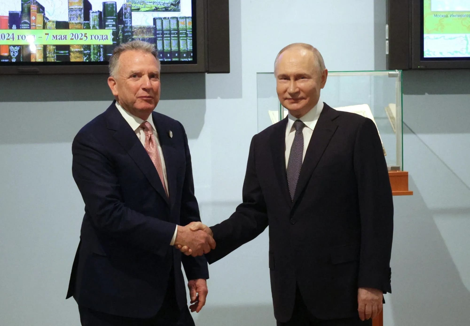 Мирный план США предполагает сохранение Россией контроля над украинскими территориями и снятие санкций — Bloomberg